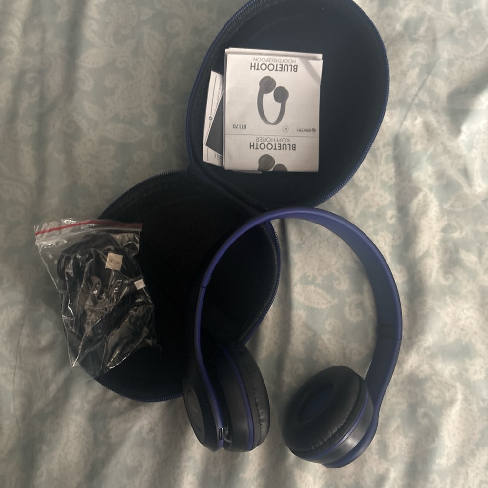 headphones with charger and case brand new